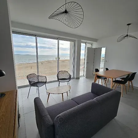 Üdülőközpont Les Dunes 3*