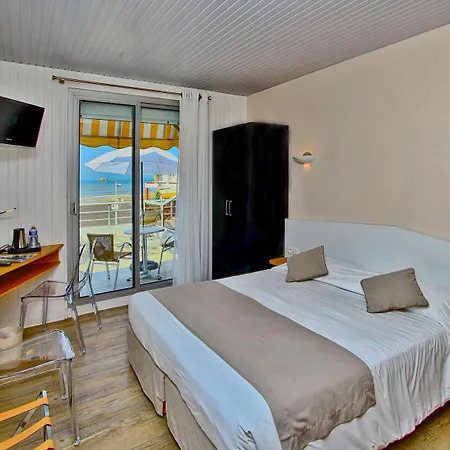 Les Dunes 3*