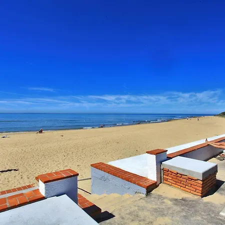 Üdülőközpont Les Dunes 3*